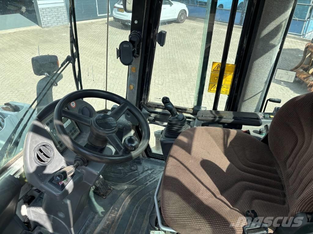 Liebherr L 538 Hjullastare
