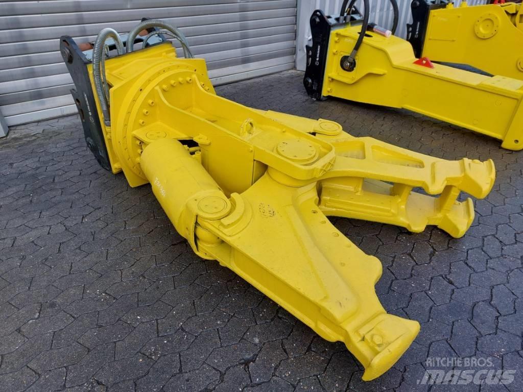 Atlas Copco CC2500 Asfaltsskärare