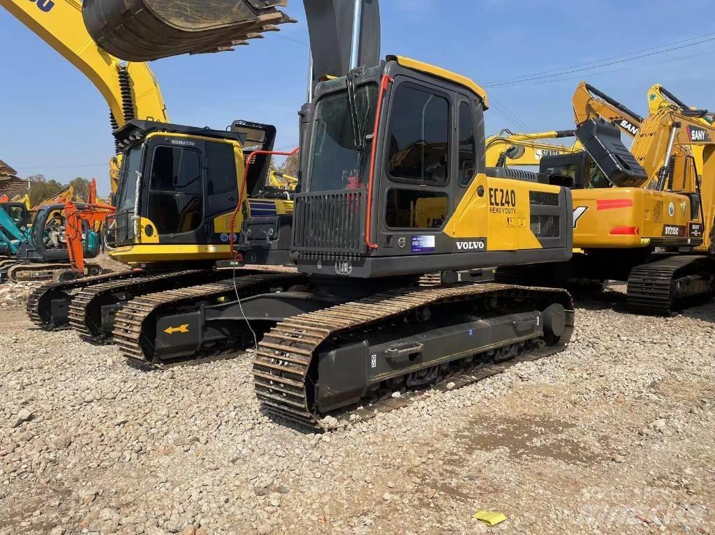 Volvo ec240 Grävmaskiner med lång räckvidd