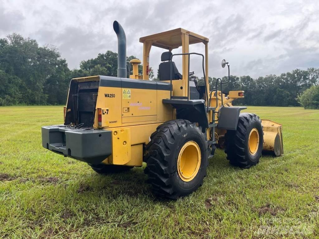 Komatsu WA 250-3L Hjullastare