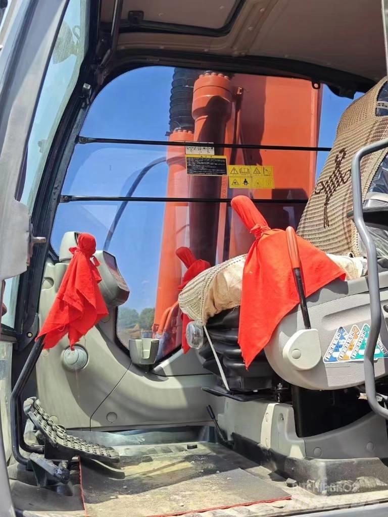 Hitachi ZX200 Bandgrävare