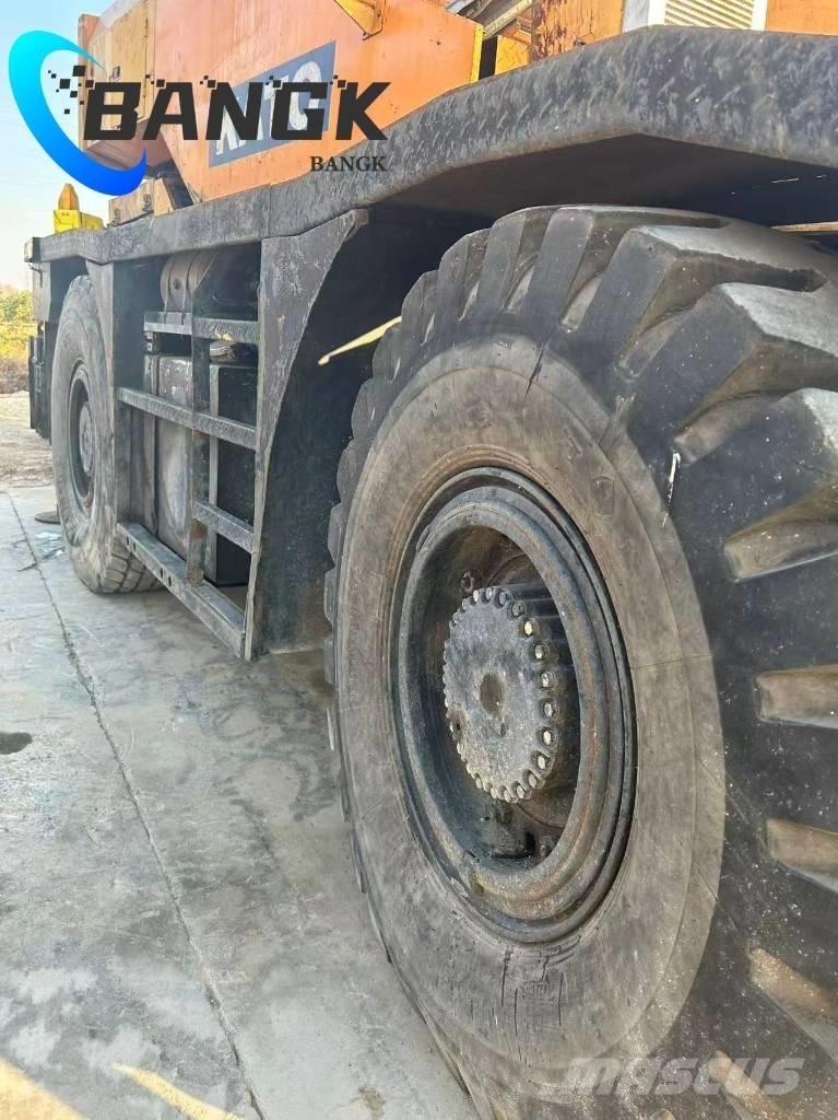 Kato KR 25 H Terrängkranar (Grov terräng)