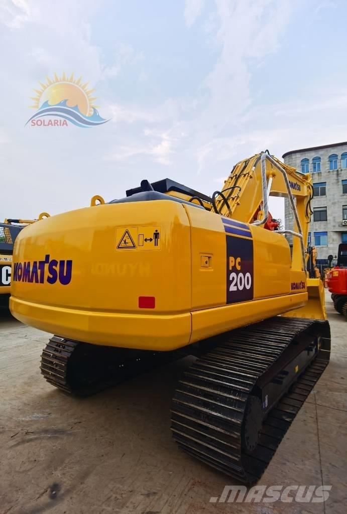 Komatsu PC 200-7 Bandgrävare