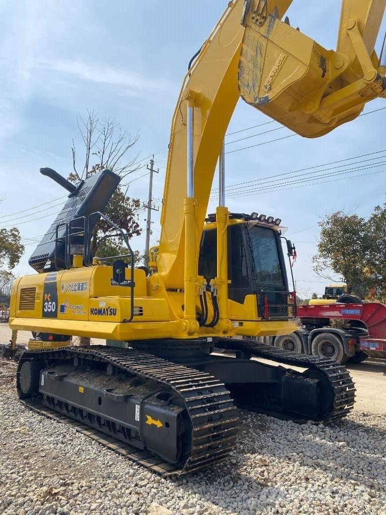 Komatsu 240LC-8 Bandgrävare