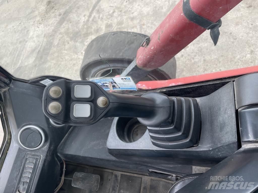 JCB R260 Lunnare