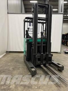 Mitsubishi RB16N3 Skjutstativtruck