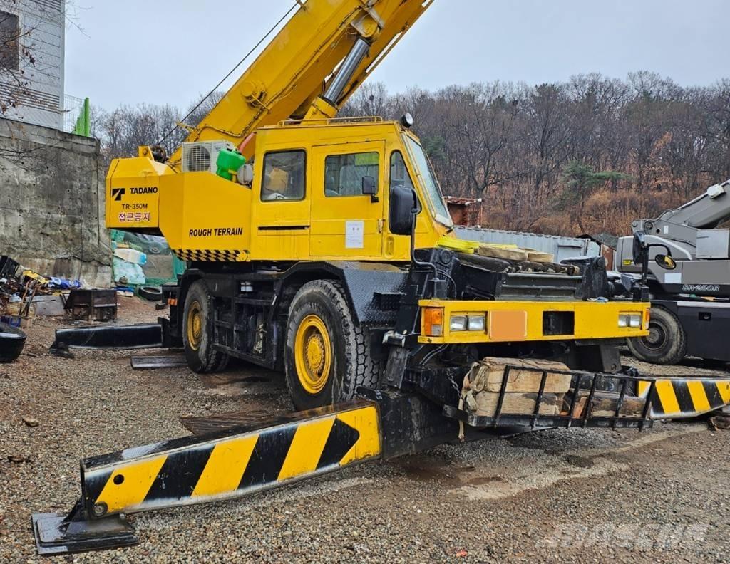 Tadano TR-350M-2 Terrängkranar (Grov terräng)