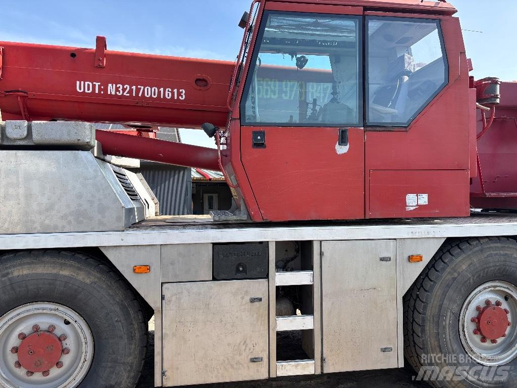 Liebherr LTM 1030 Allterrängkranar