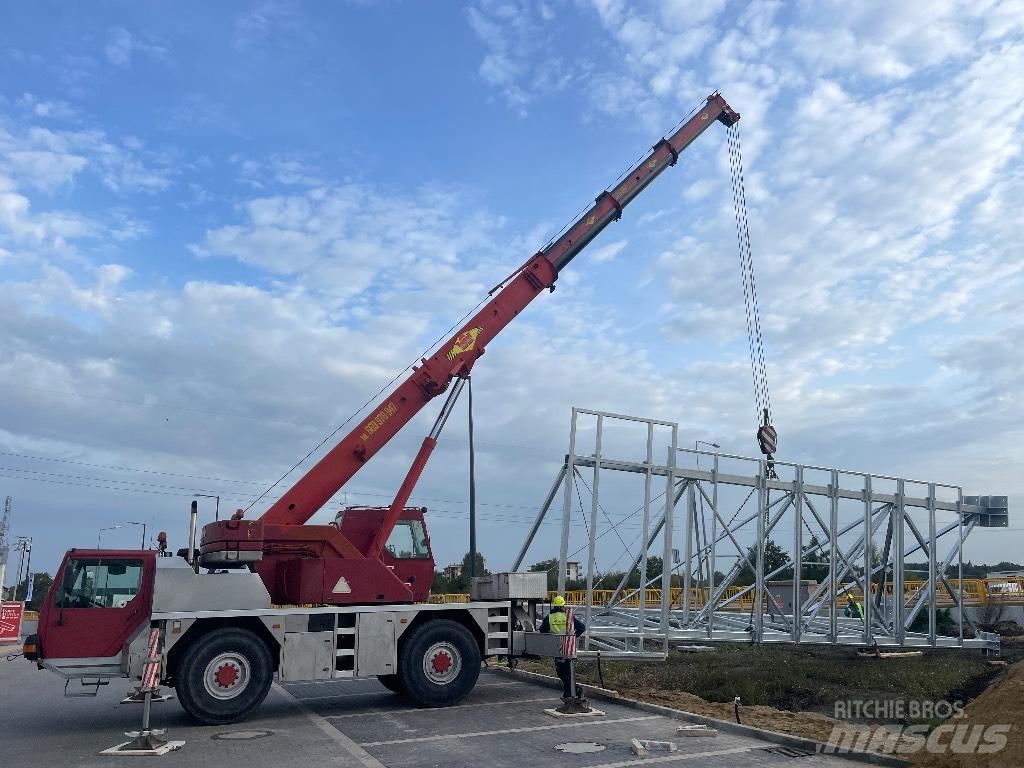 Liebherr LTM 1030 Allterrängkranar