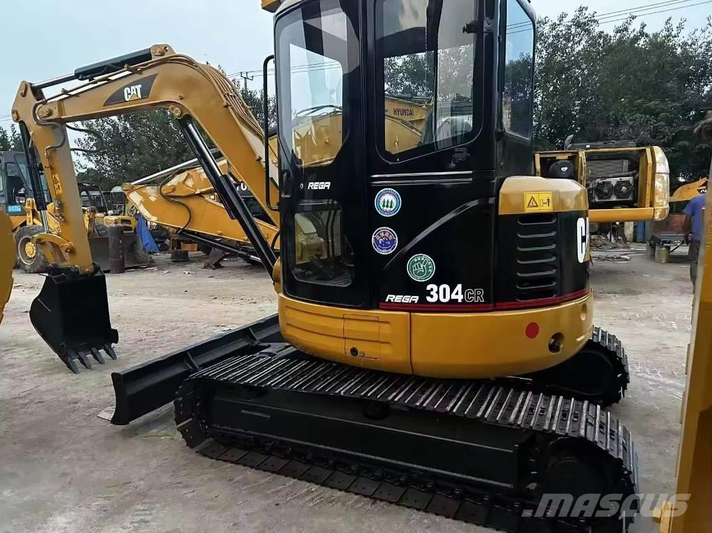 CAT 304 CR Minigrävare < 7t