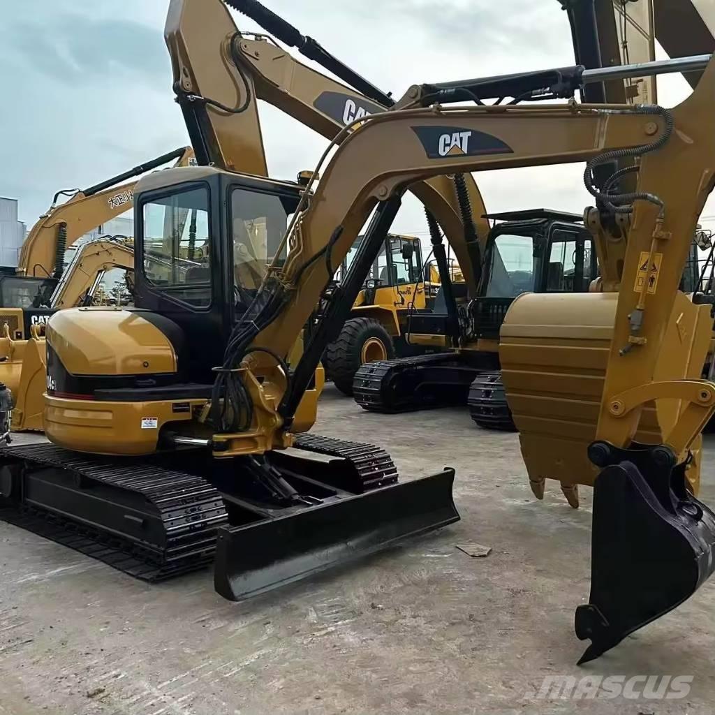CAT 304 CR Minigrävare < 7t
