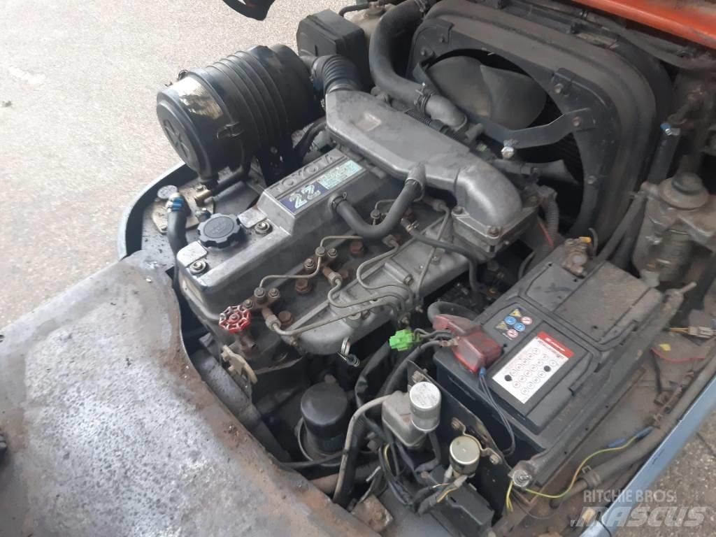 Toyota 6 FDF 25 Dieselmotviktstruckar