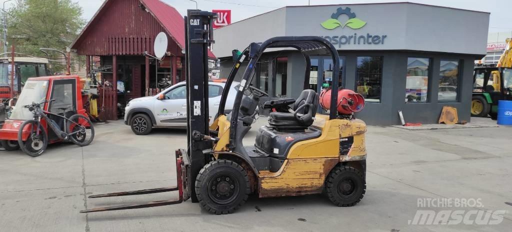 CAT GP 25 N Gasolmotviktstruckar