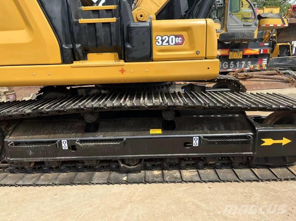 CAT 320 GC Bandgrävare