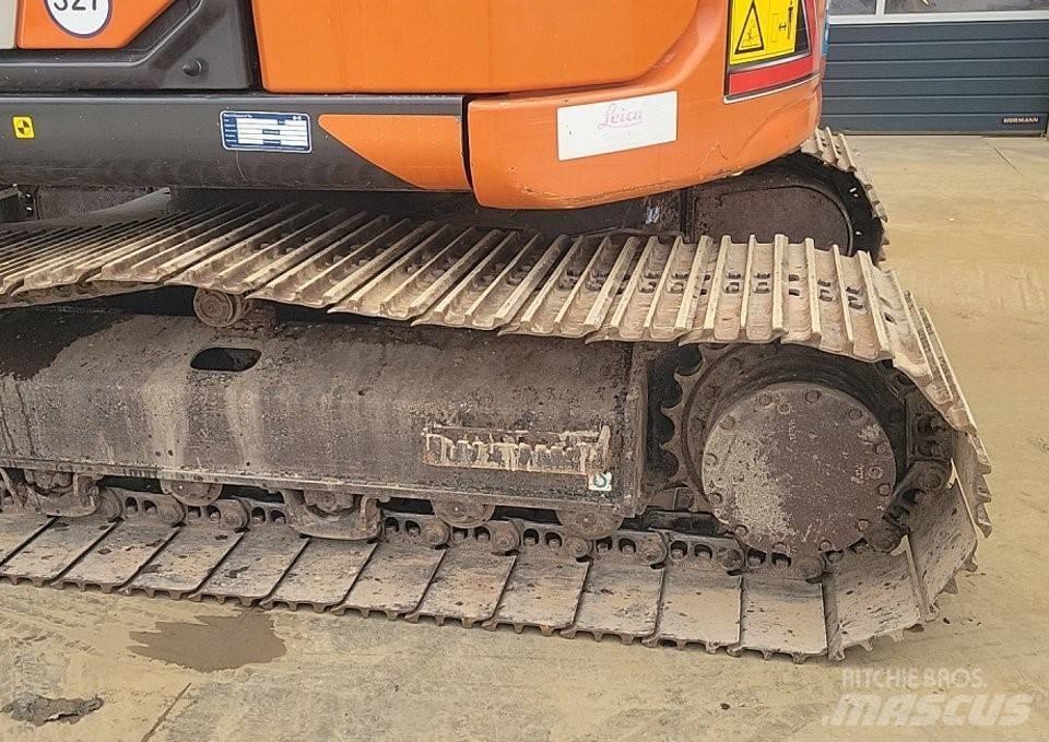Hitachi ZX135US-7 Bandgrävare
