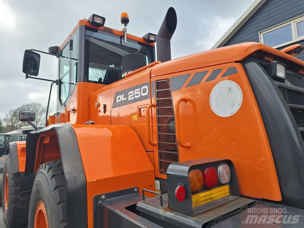 Doosan DL250 Hjullastare