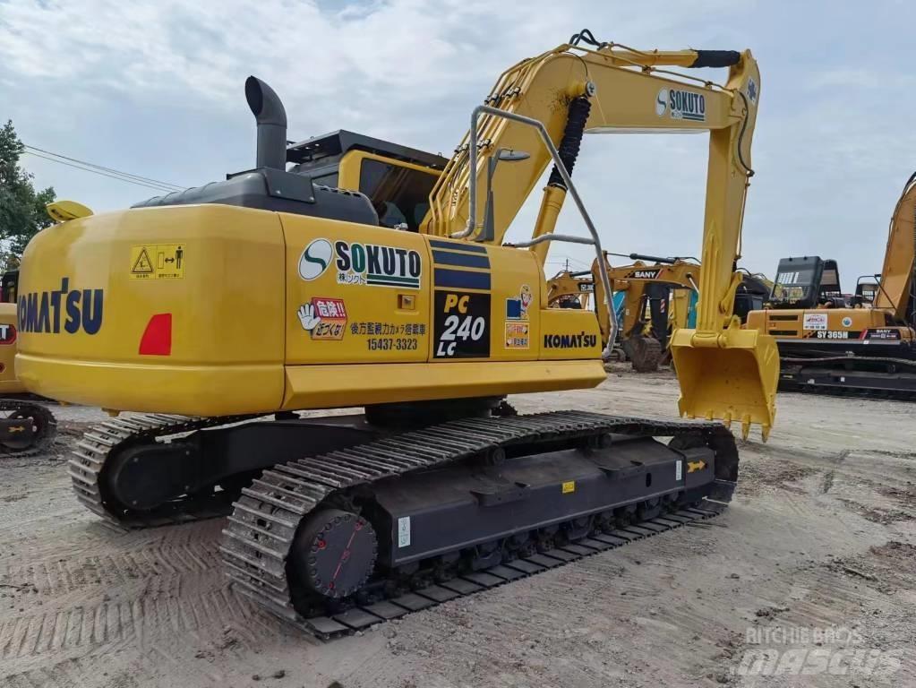 Komatsu PC 240 LC Bandgrävare