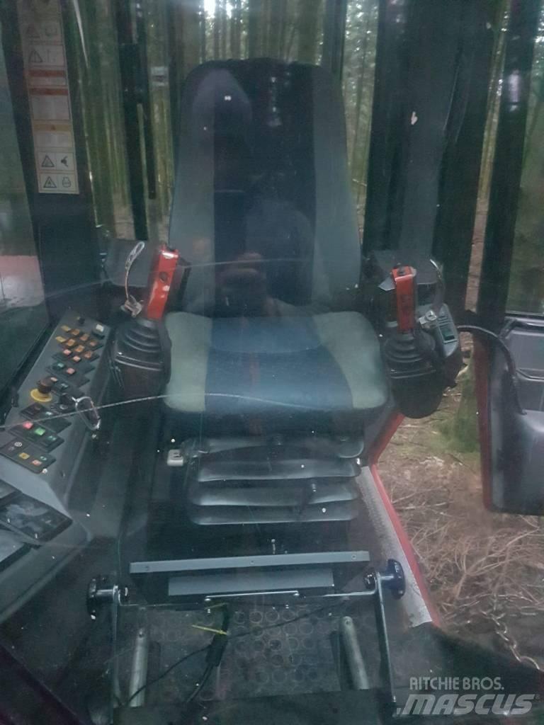 Valmet 921 Skördare