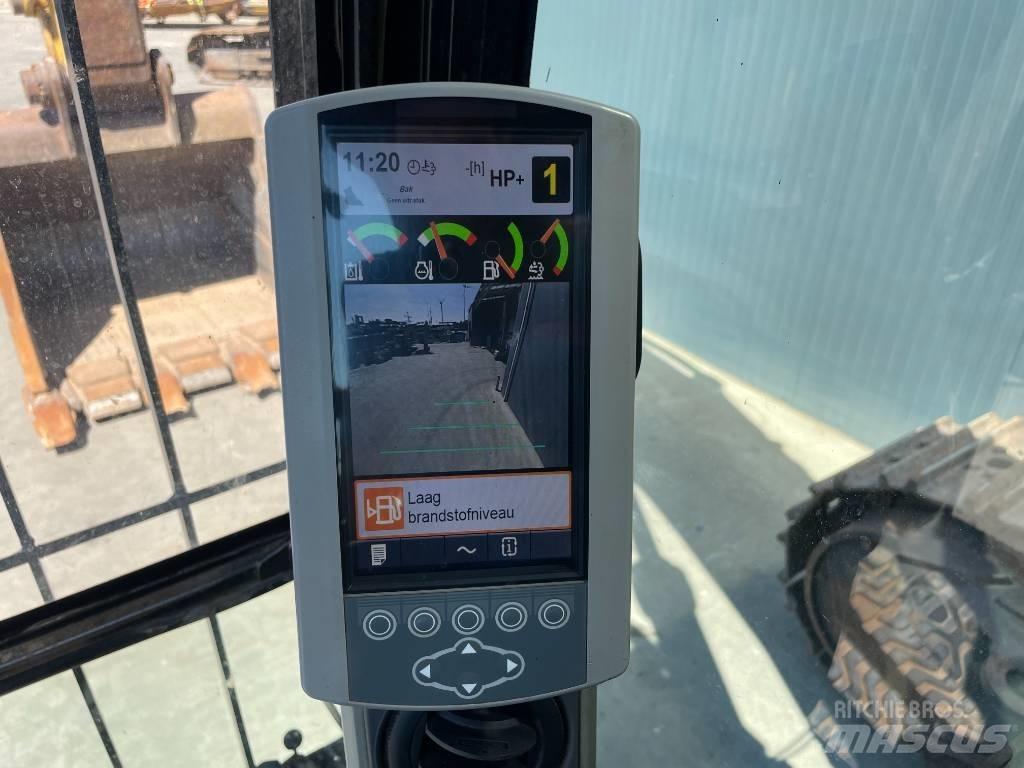 CAT 374F L Bandgrävare