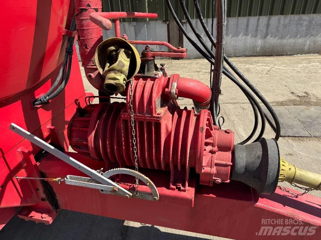 Hi Spec 2500 Tanker Flytgödselspridare
