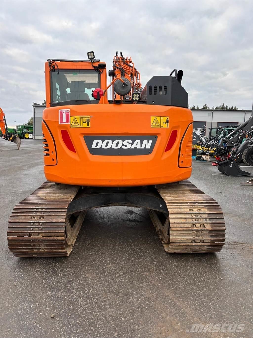 Doosan DX140LCR-5 Bandgrävare