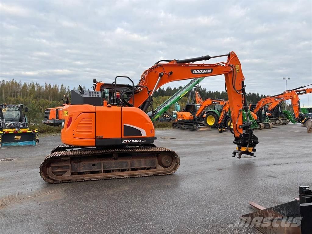 Doosan DX140LCR-5 Bandgrävare