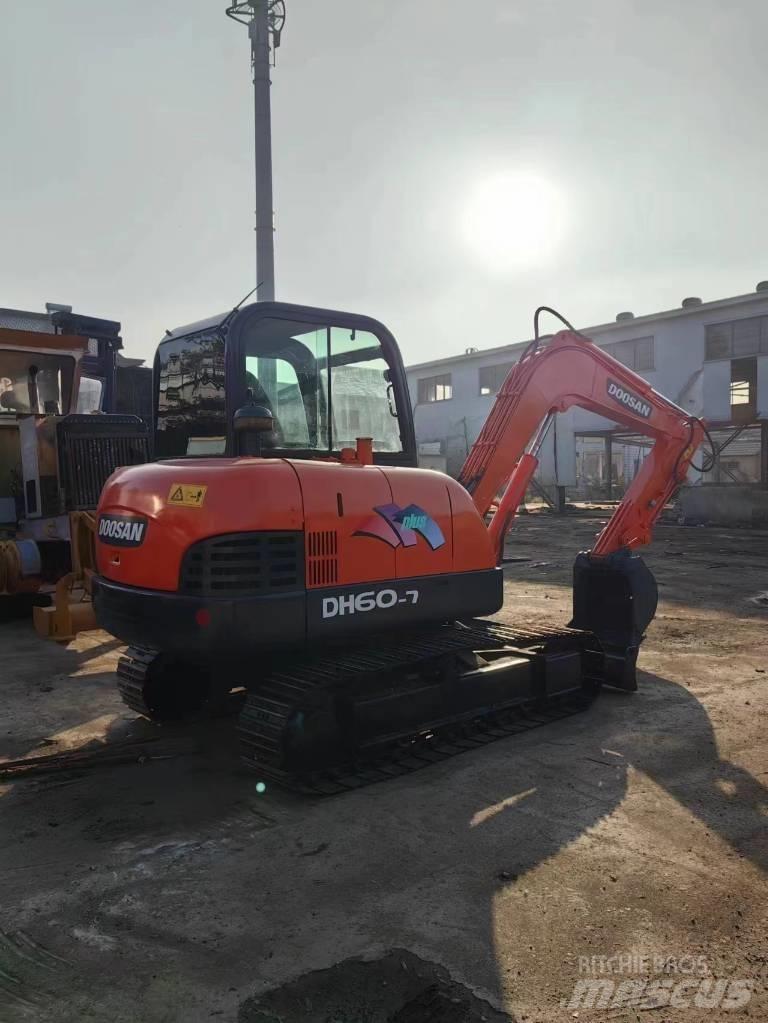 Doosan DH 60-7 Minigrävare < 7t
