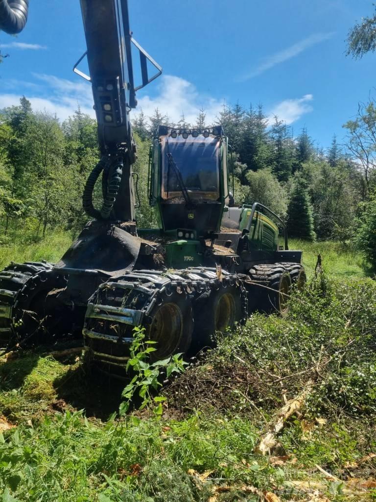 John Deere 1170 G Skördare