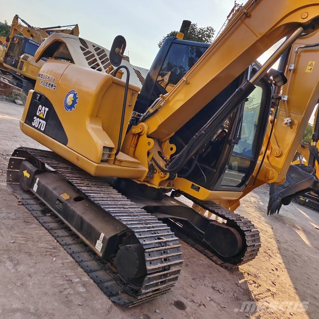 CAT 307 D Bandgrävare