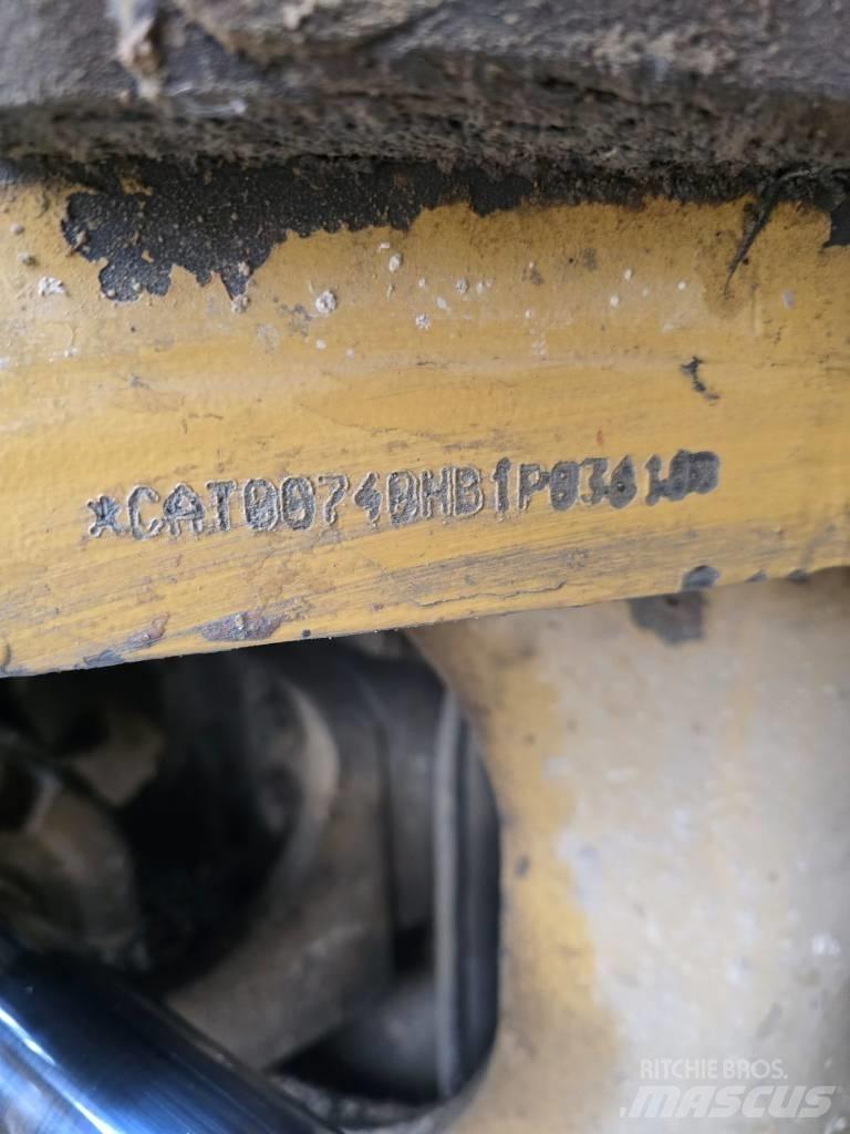 CAT 740 Midjestyrd dumper