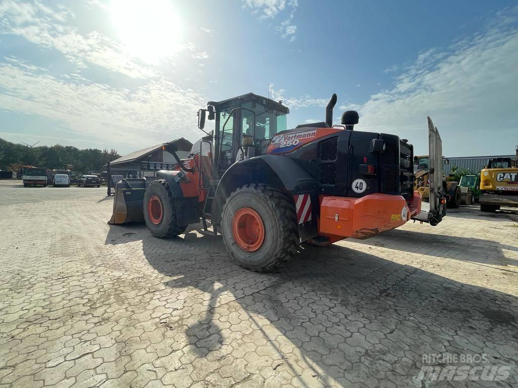 Hitachi ZW 250-6 Hjullastare