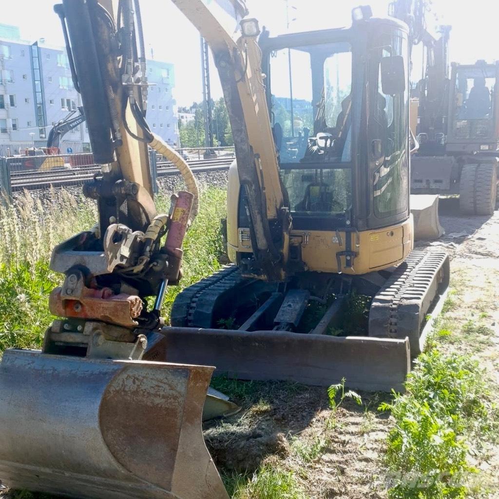 CAT 304 D CR Minigrävare < 7t