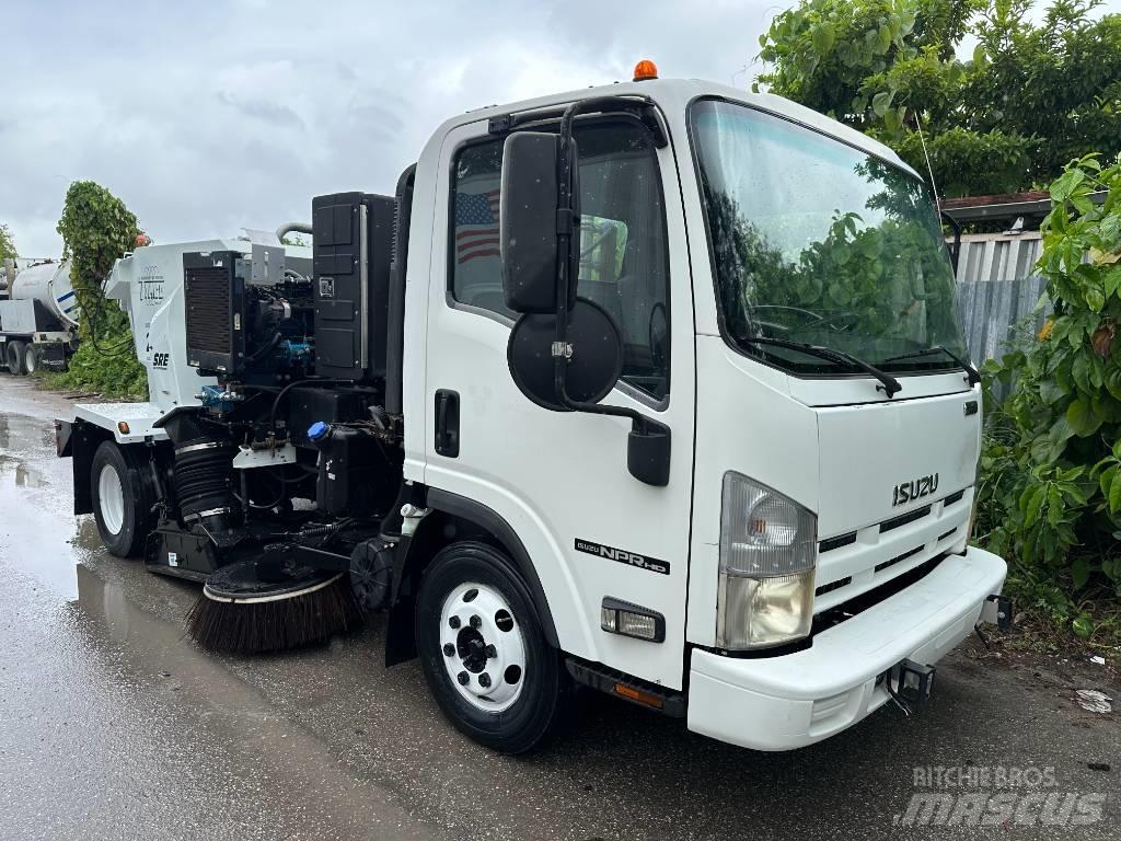 Isuzu NPR HD Sopmaskiner