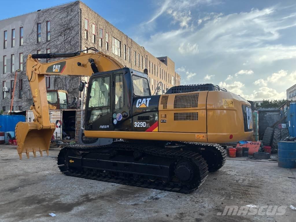 CAT 329 D Bandgrävare