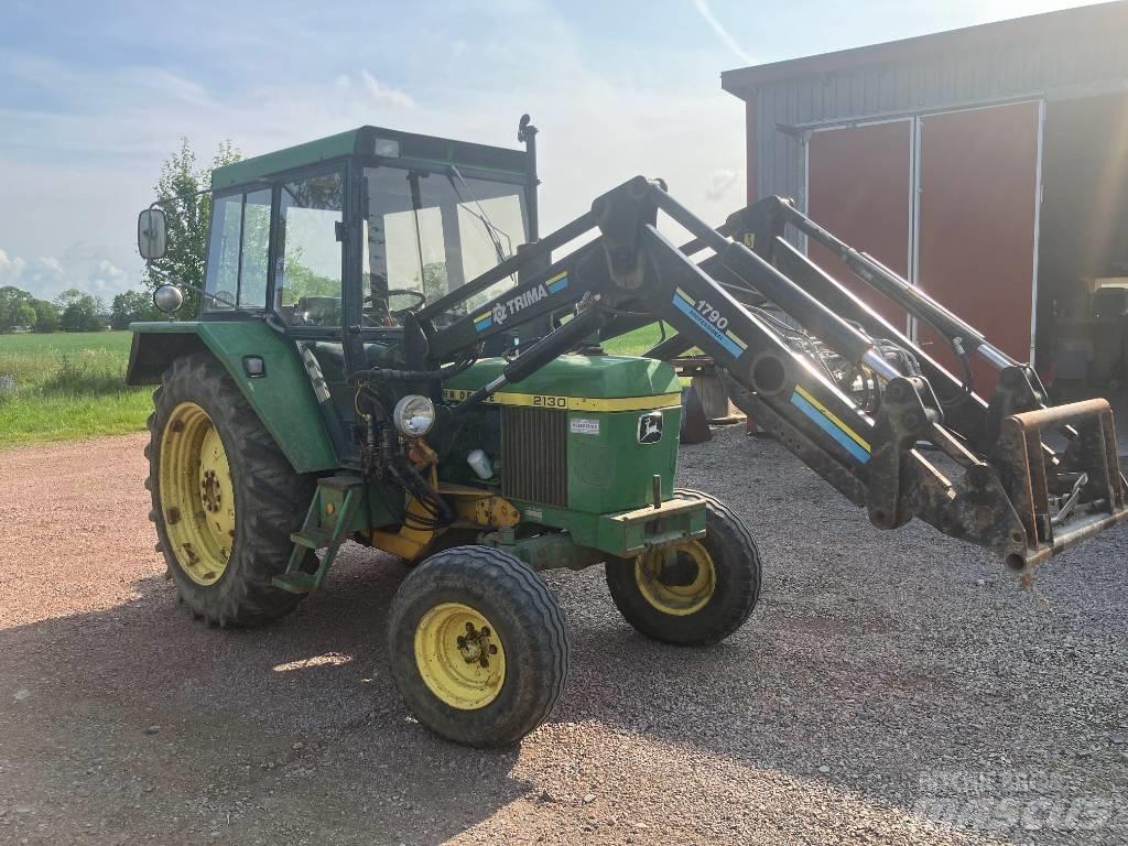 John Deere 2130 Traktorer