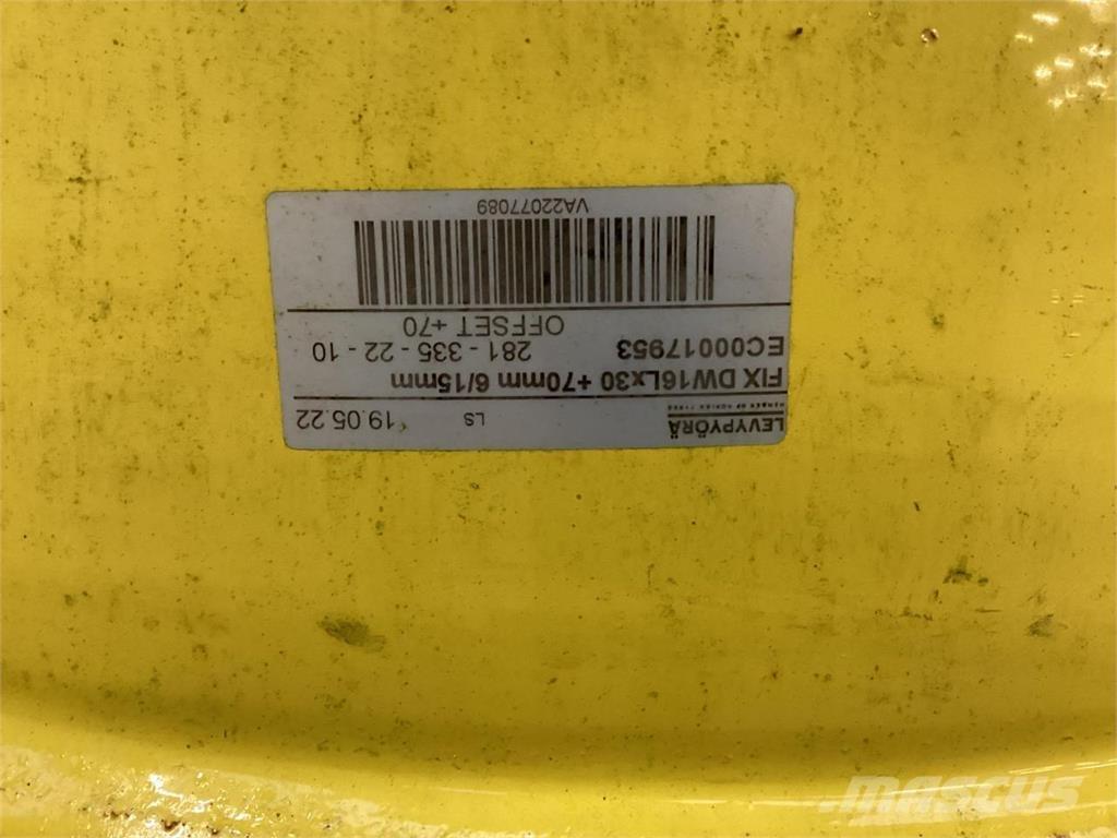 John Deere 16x30 Däck, hjul och fälgar