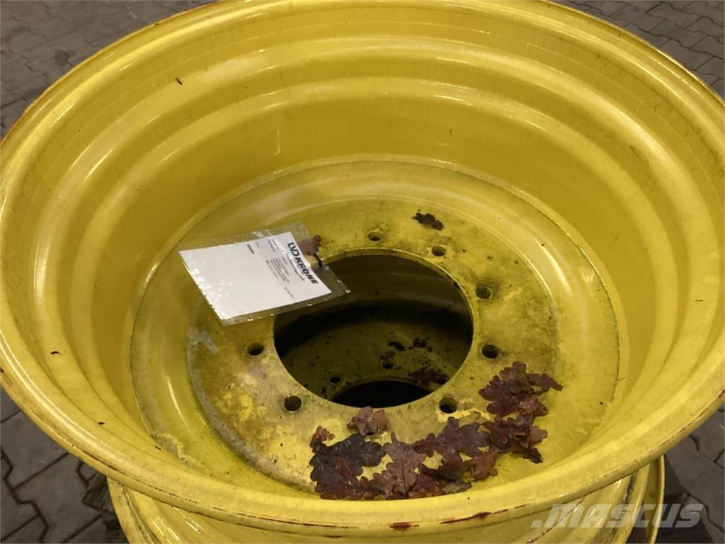 John Deere 16x30 Däck, hjul och fälgar