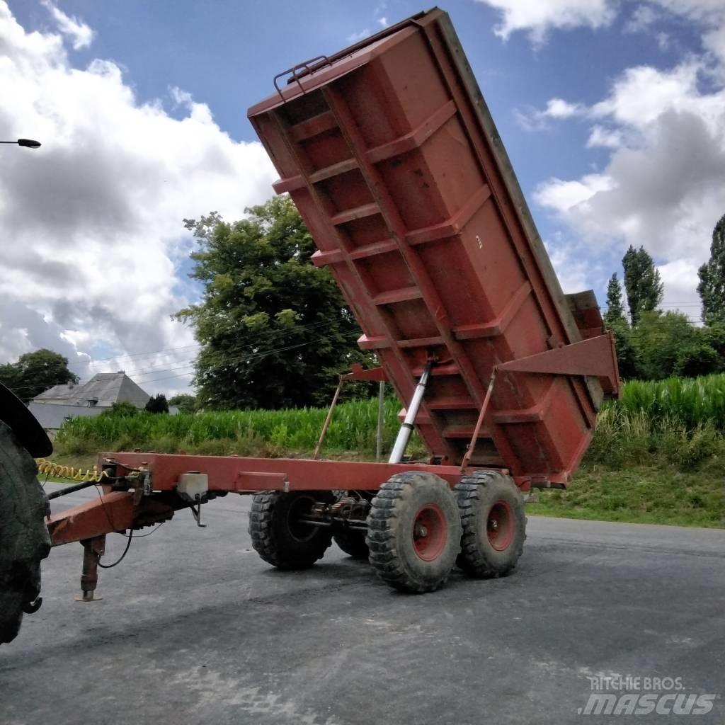 IH B14 Tippvagnar