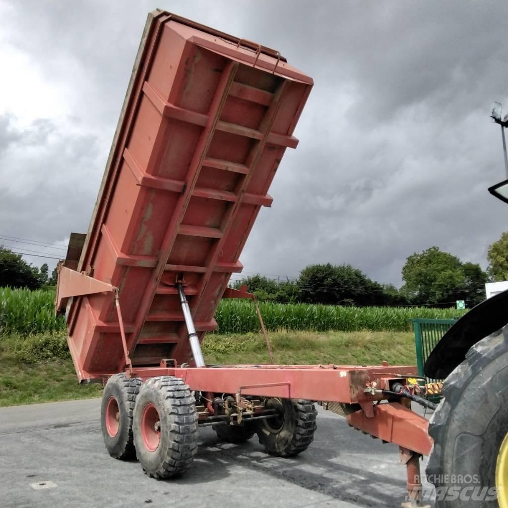 IH B14 Tippvagnar
