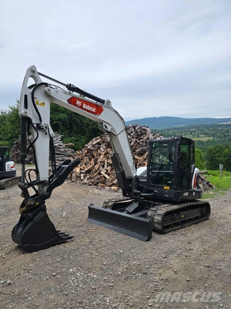 Bobcat E 88 R2 Bandgrävare