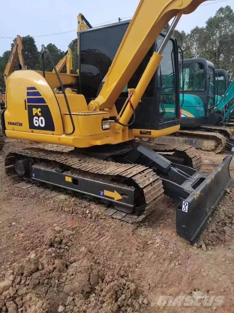 Komatsu PC 60-8 Bandgrävare