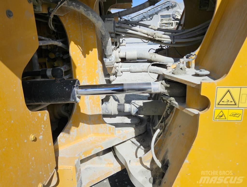 CAT 982 M Hjullastare