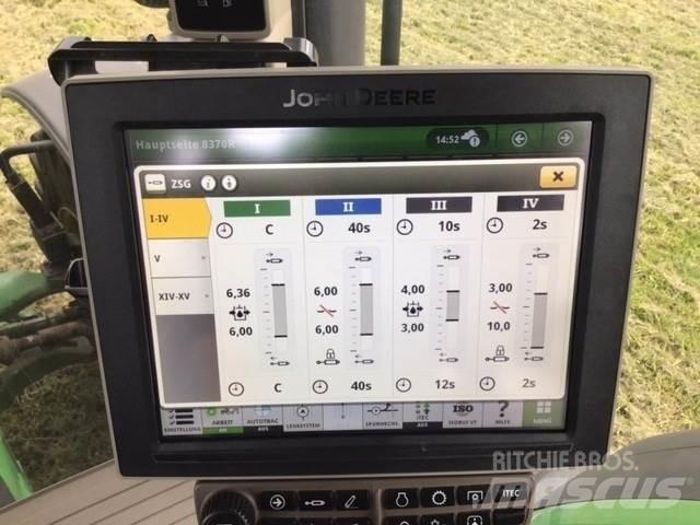 John Deere 8370R Traktorer