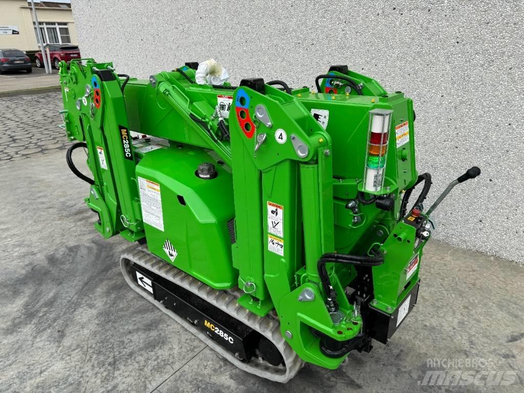 Maeda MC 285 CB-3 Minikranar