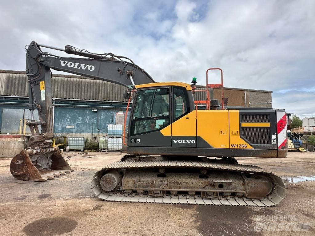 Volvo EC 220 E L Bandgrävare