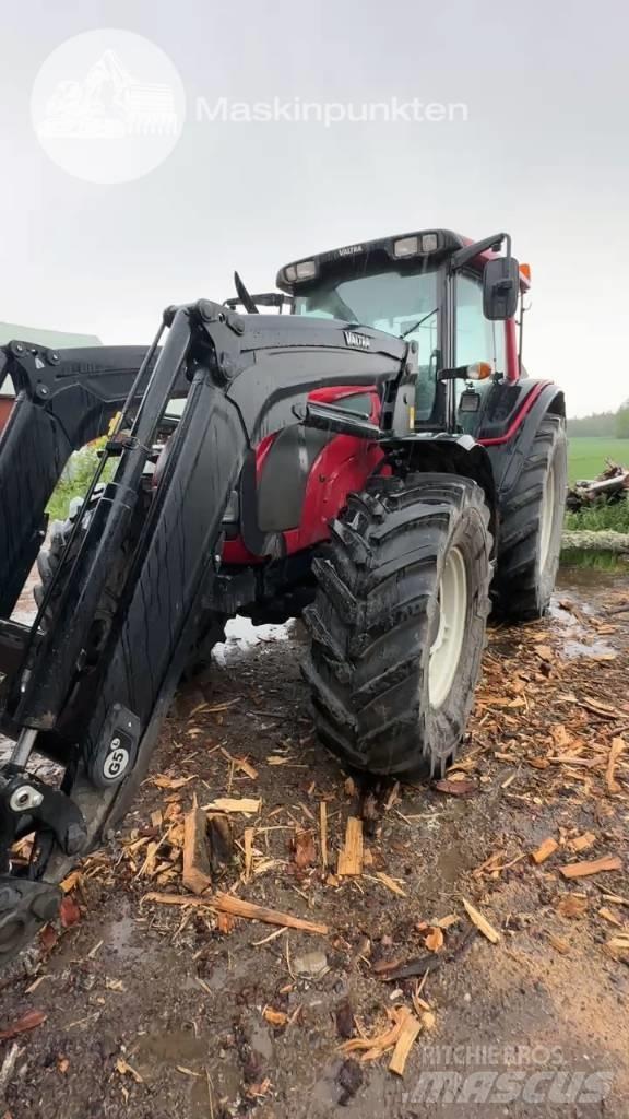 Valtra N 121 Traktorer