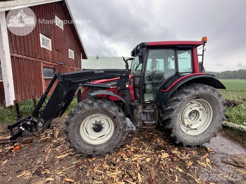Valtra N 121 Traktorer