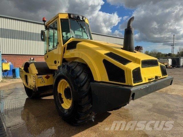 Bomag BW 213 D H-4 Envalsvältar