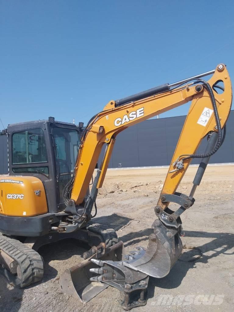 CASE CX 37 C Minigrävare < 7t
