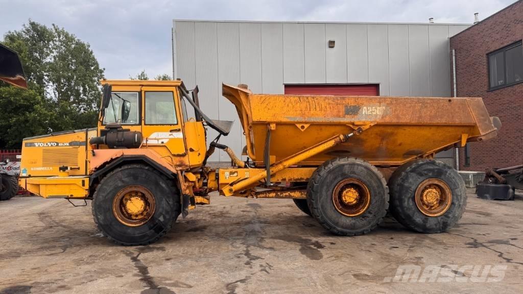 Volvo A 25 C Midjestyrd dumper